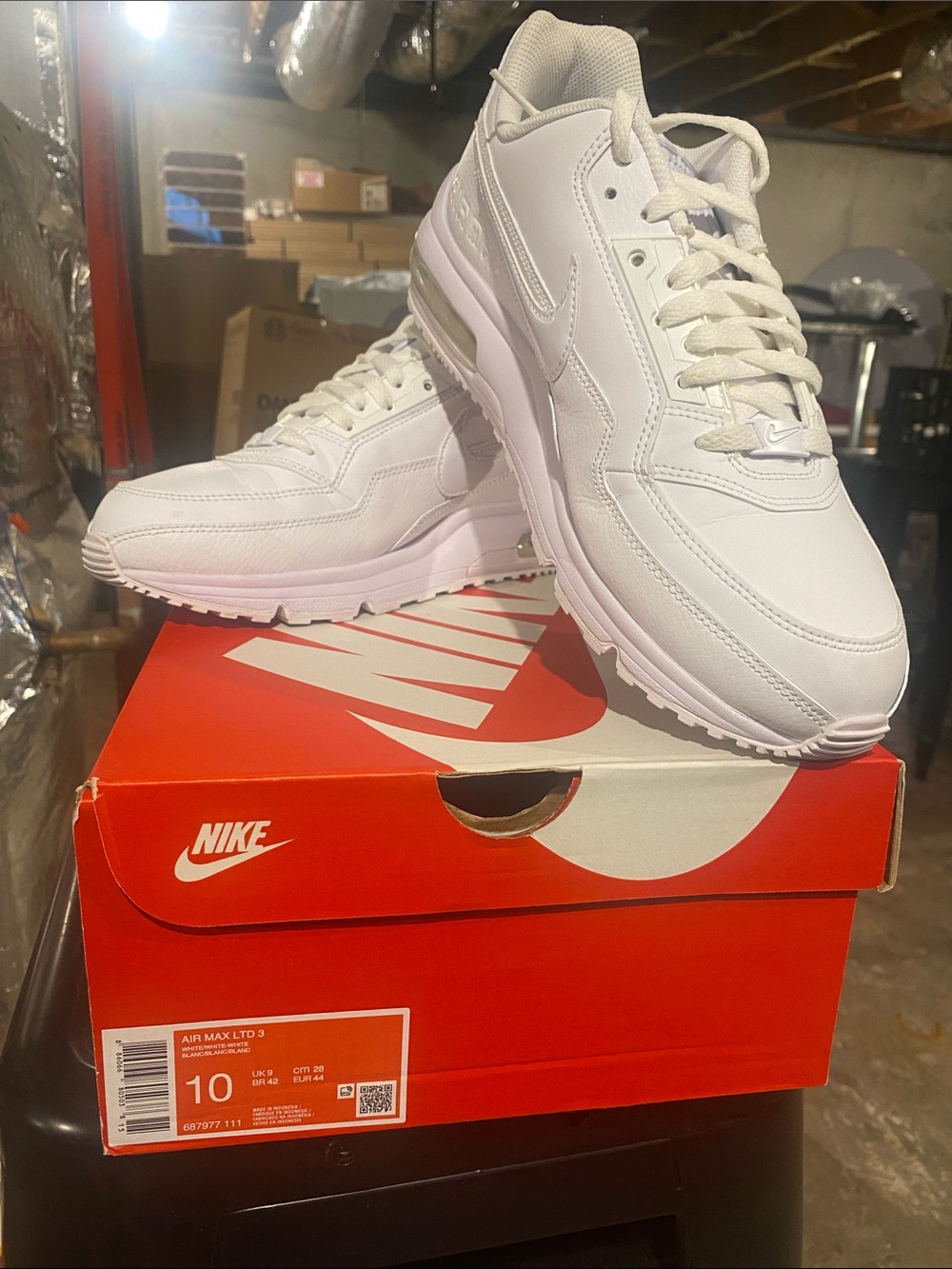 Nike White Men’s Air Max 1-Style Low Top Sneakers